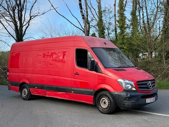 Mercedes-Benz Sprinter feature image