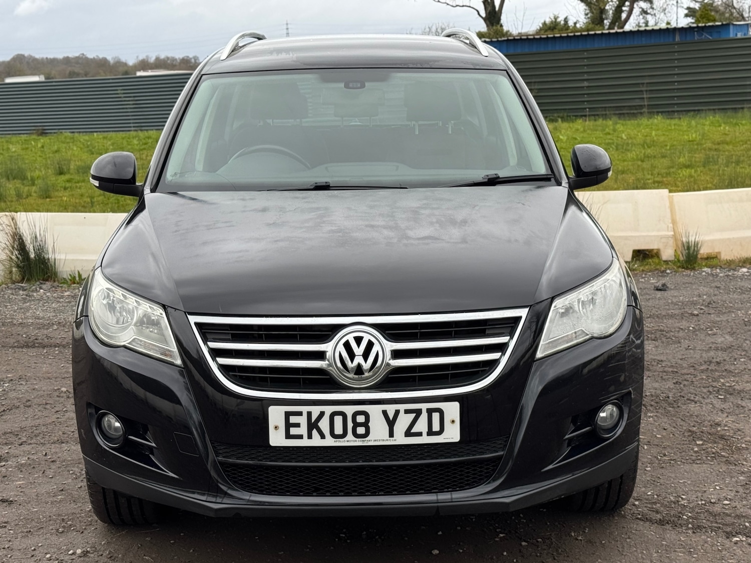 Used Volkswagen Tiguan 2008 for sale - 78139439: Photo 2