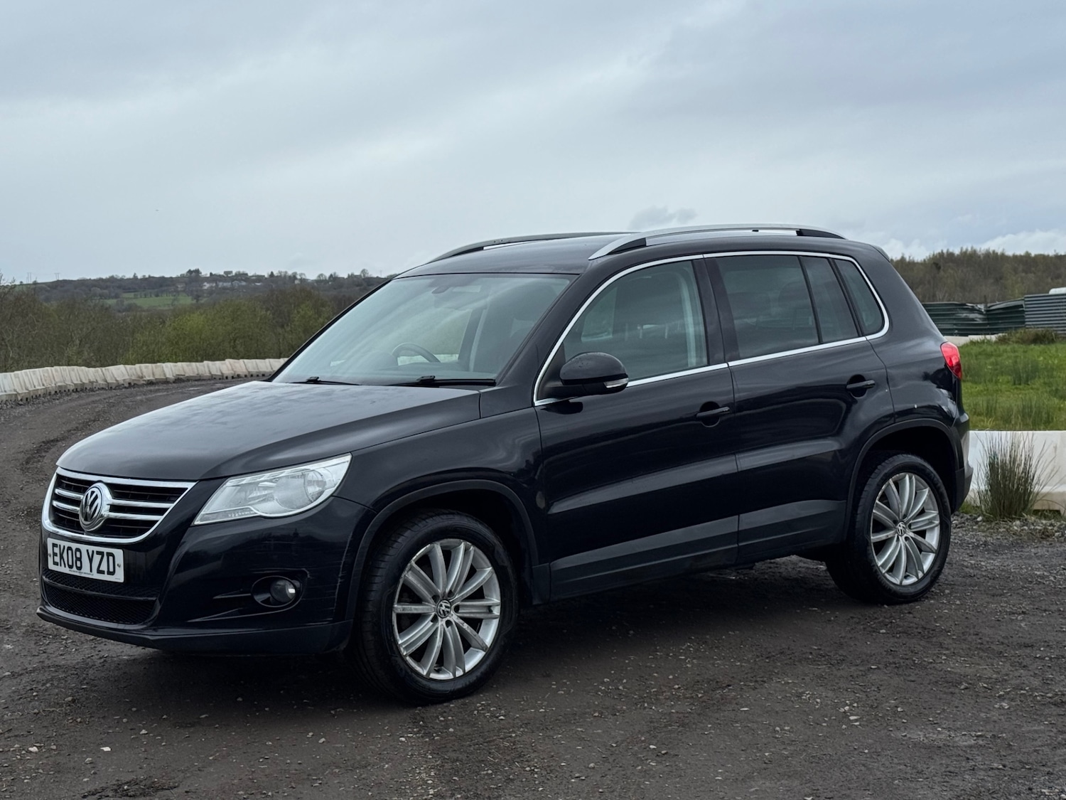 Used Volkswagen Tiguan 2008 for sale - 78139439: Photo 3