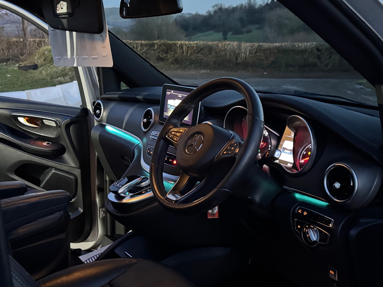 Used Mercedes-Benz V-Class 2016 for sale - 77669201: Photo 15