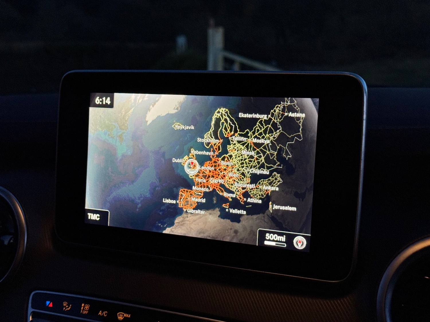 Used Mercedes-Benz V-Class 2016 for sale - 77669201: Photo 20