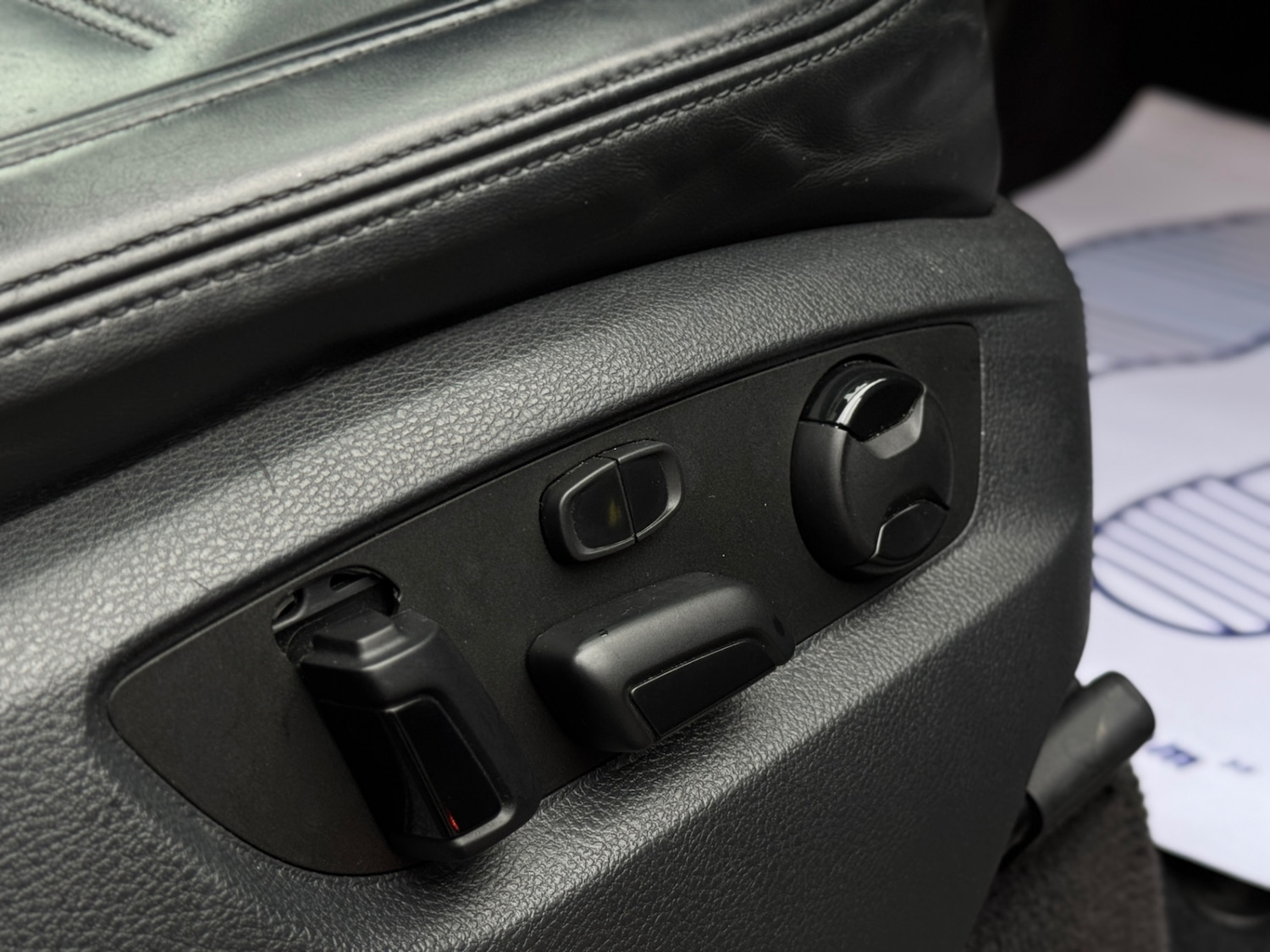 Used Volkswagen Touareg 2015 for sale - 76506225: Photo 28