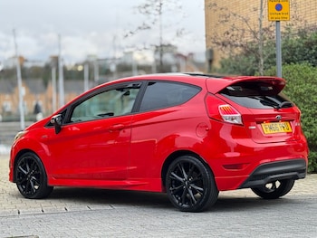 Used Ford Fiesta 2017 for sale - 76941146: Photo