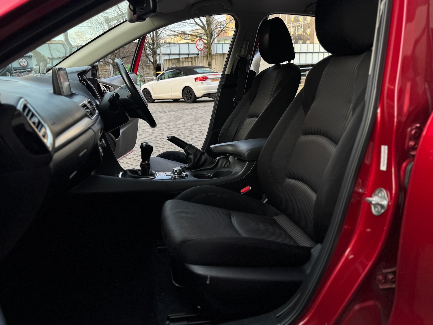 Used Mazda Mazda3 2015 for sale - 77303898: Photo 11