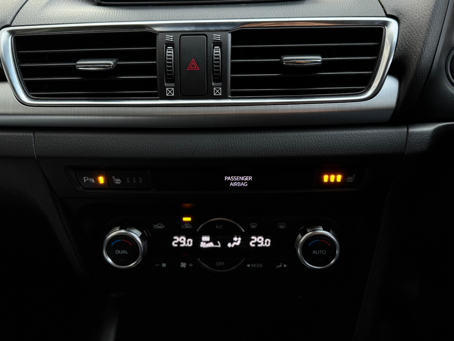 Used Mazda Mazda3 2015 for sale - 77303898: Photo 18