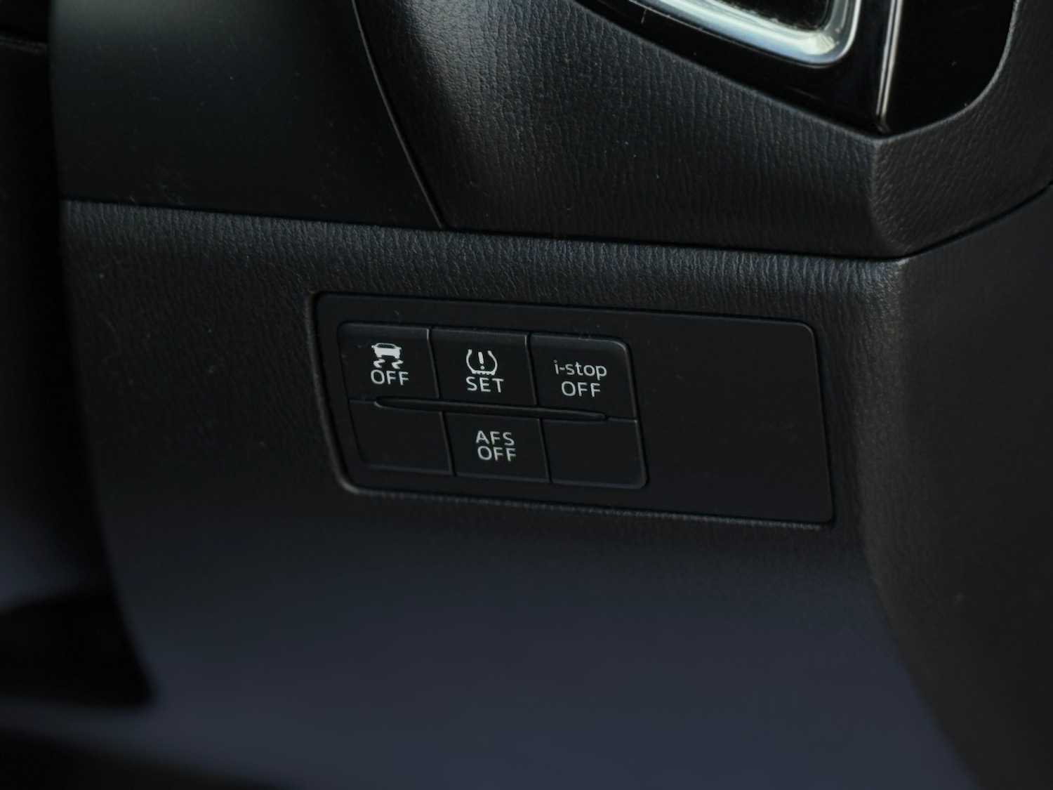 Used Mazda Mazda3 2015 for sale - 77303898: Photo 25