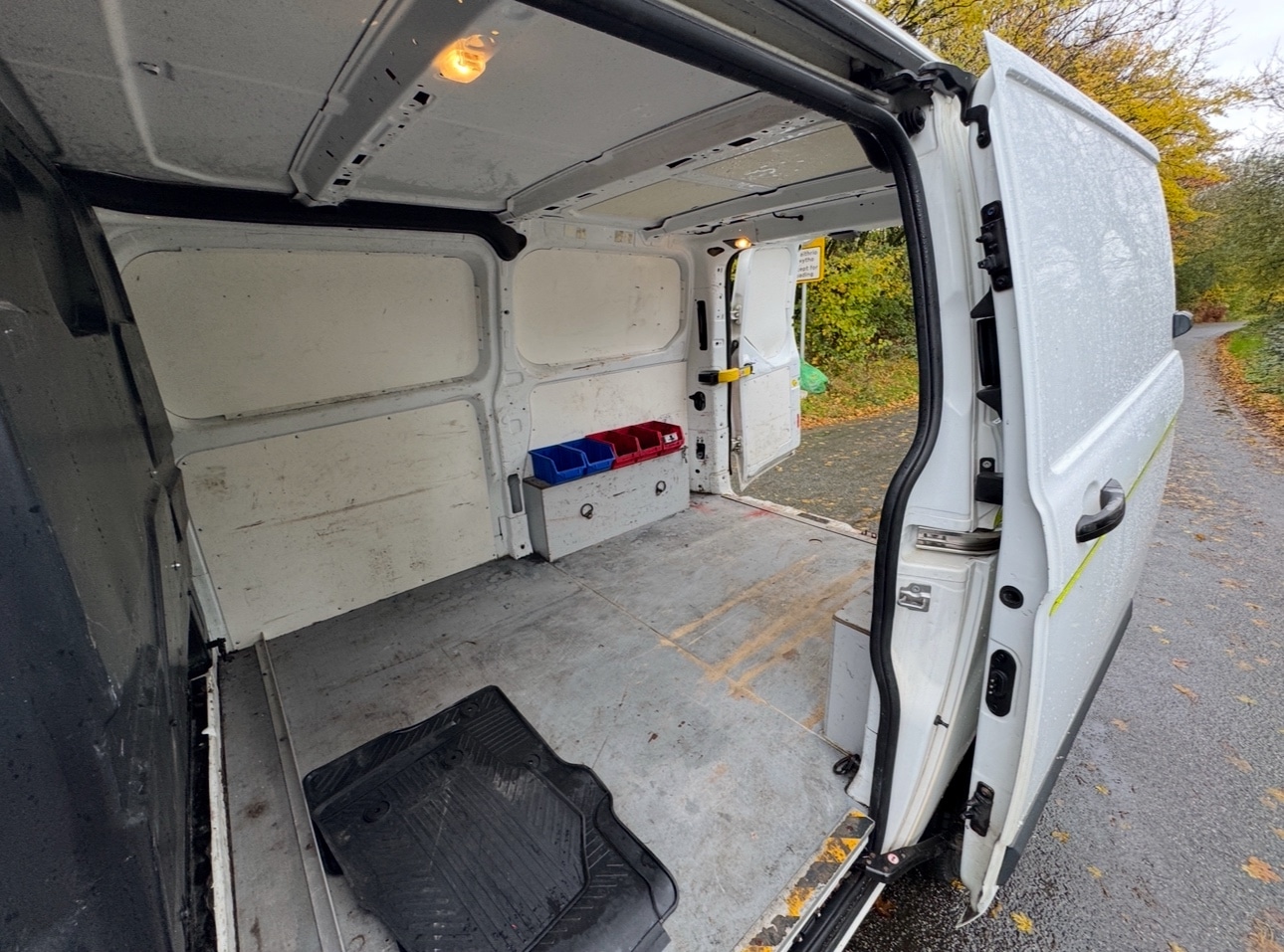 Used Ford Transit Custom 2017 for sale - 76726123: Photo 9