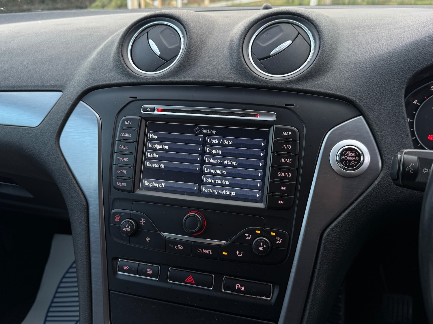 Used Ford Mondeo 2014 for sale - 77669109: Photo 14