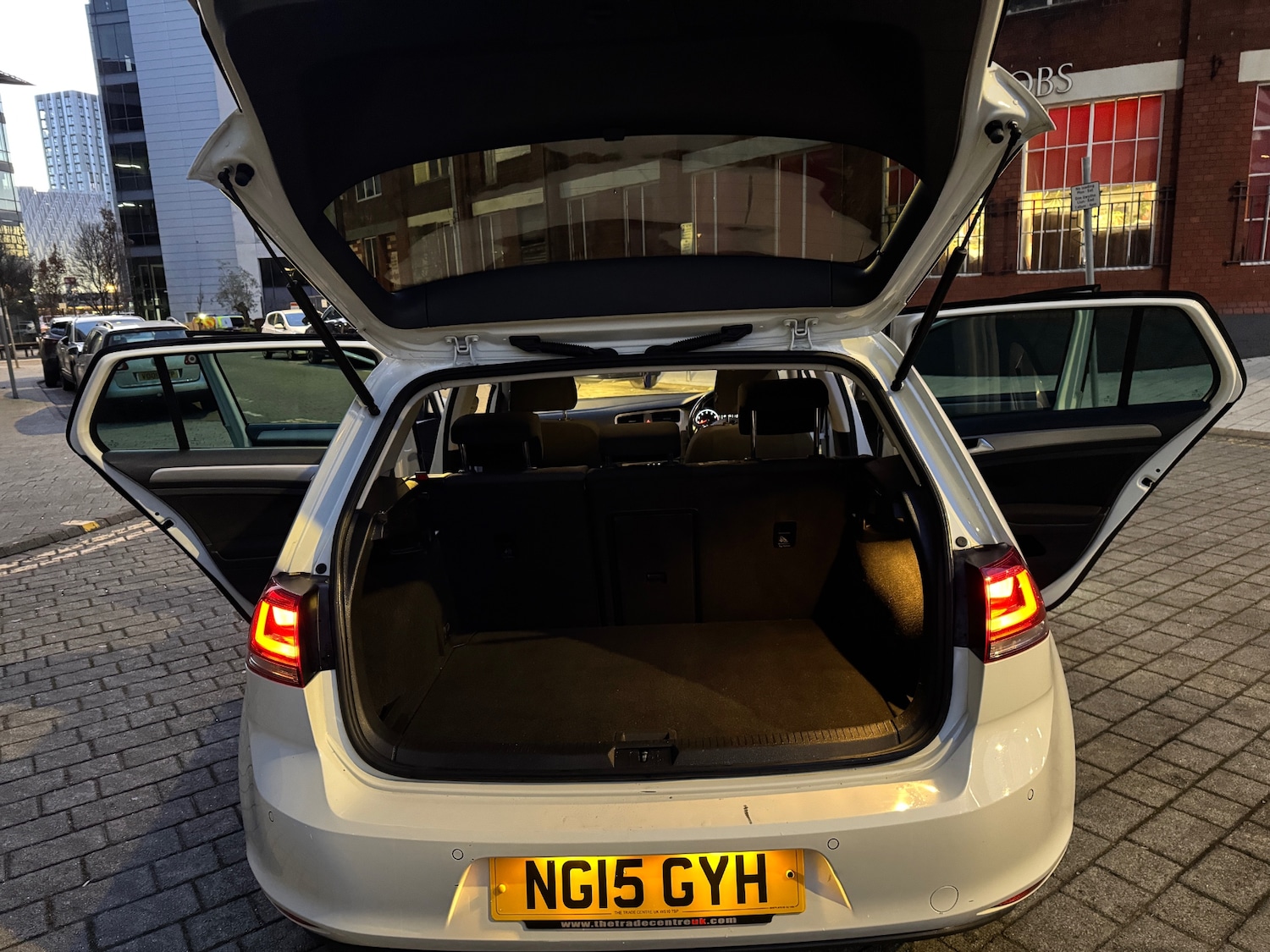 Used Volkswagen Golf 2015 for sale - 77162467: Photo 18