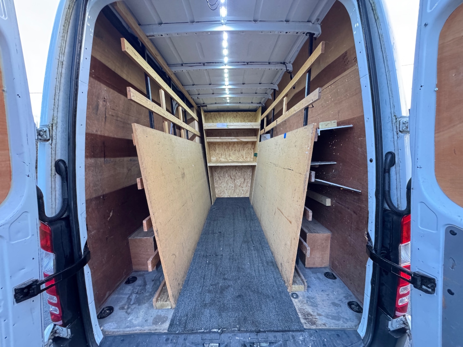 Used Mercedes-Benz Sprinter 2015 for sale - 77195917: Photo 8