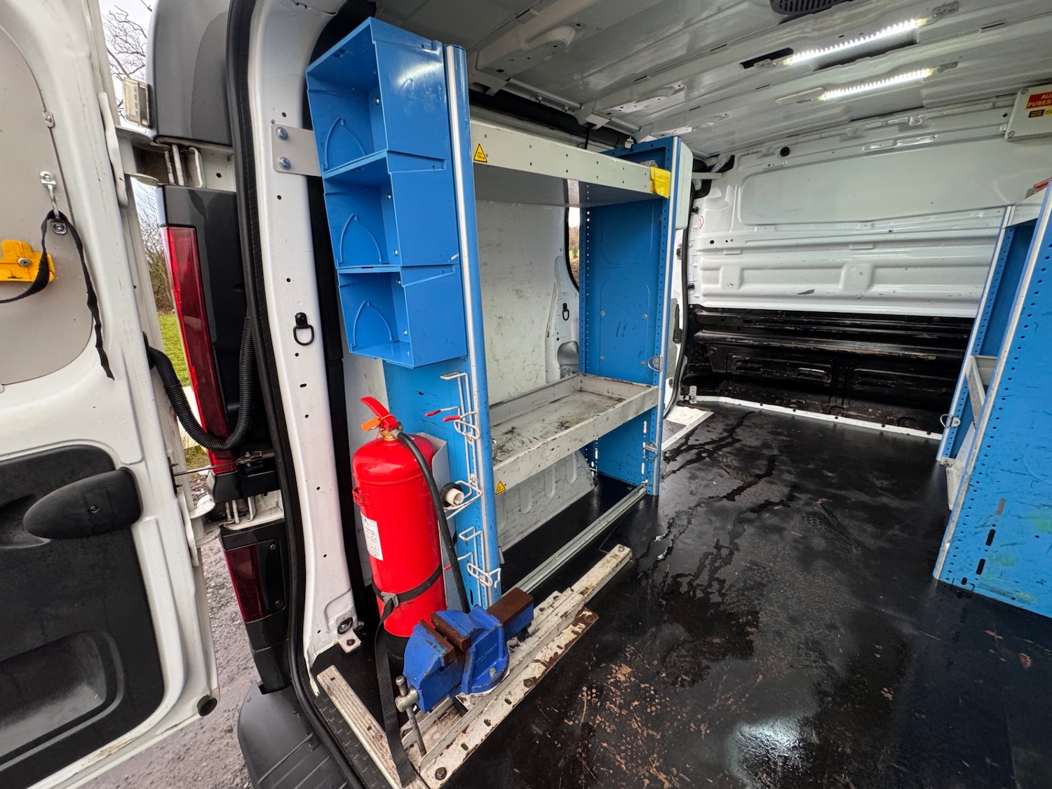 Used Vauxhall Vivaro 2016 for sale - 77409942: Photo 14