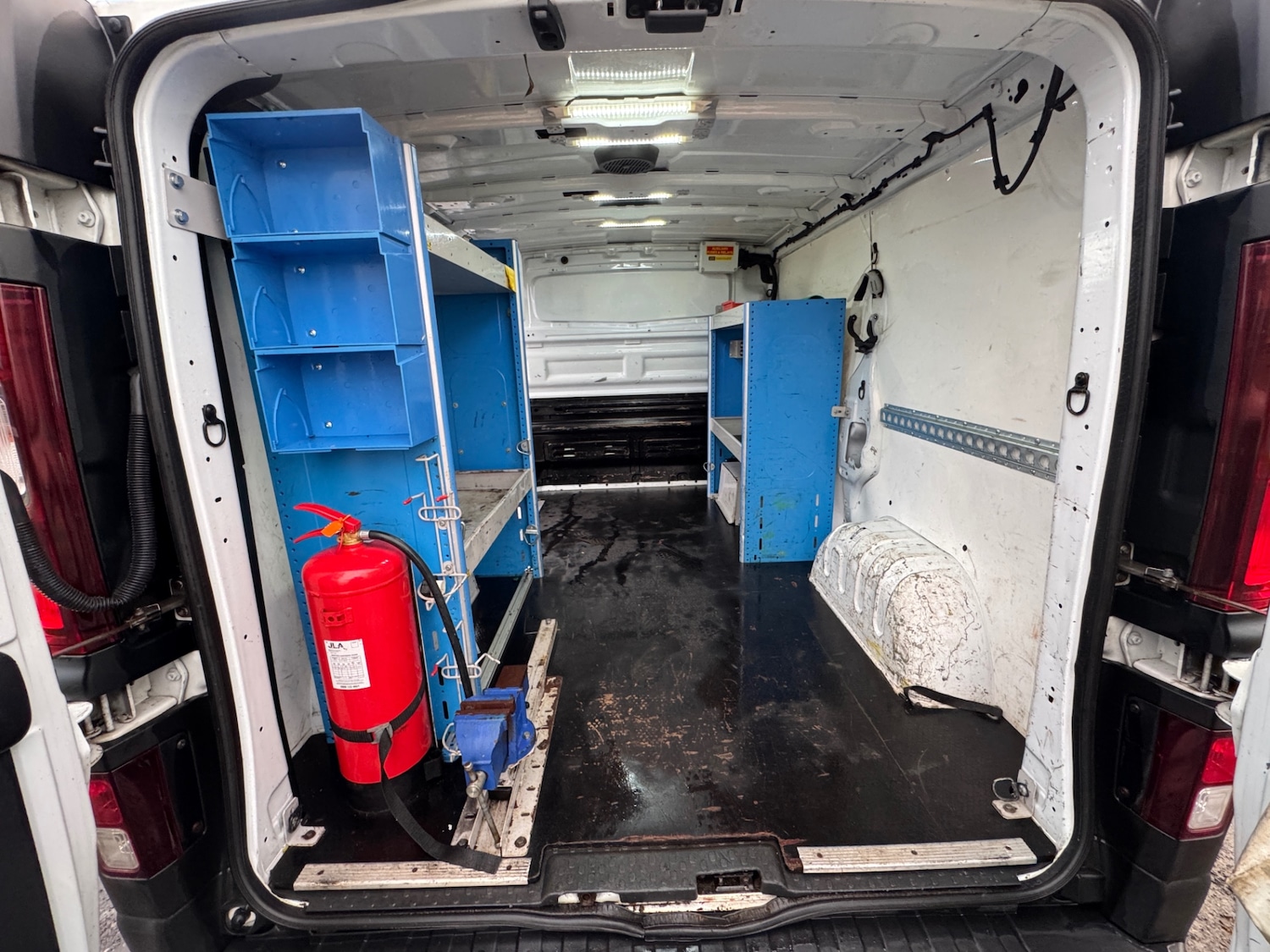 Used Vauxhall Vivaro 2016 for sale - 77409942: Photo 22