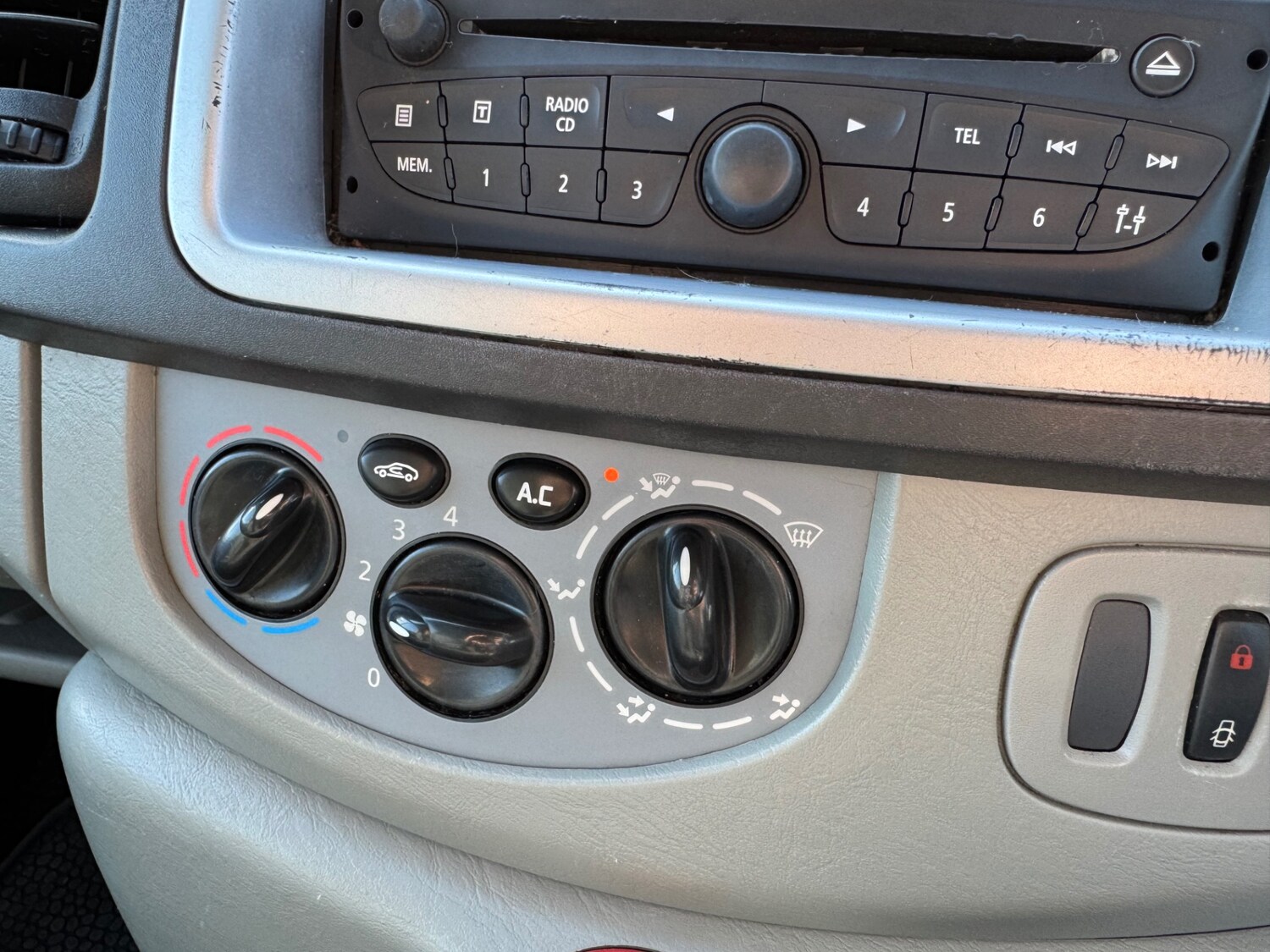 Used Vauxhall Vivaro 2012 for sale - 77892049: Photo 16