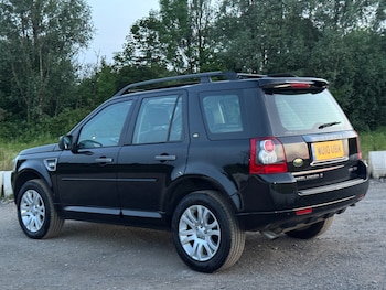 Used Land Rover Freelander 2010 for sale - 78744138: Photo