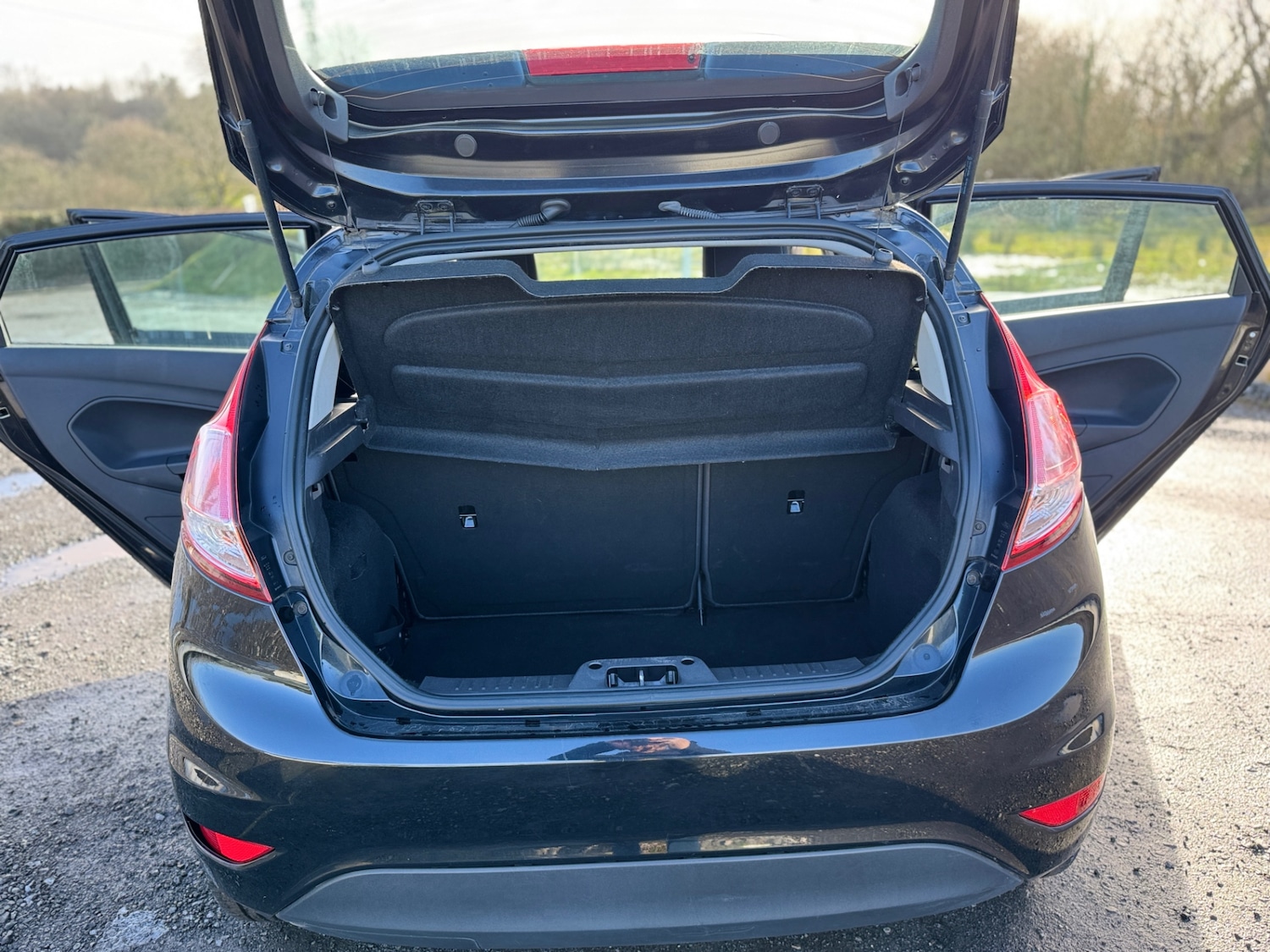 Used Ford Fiesta 2013 for sale - 77523076: Photo 9