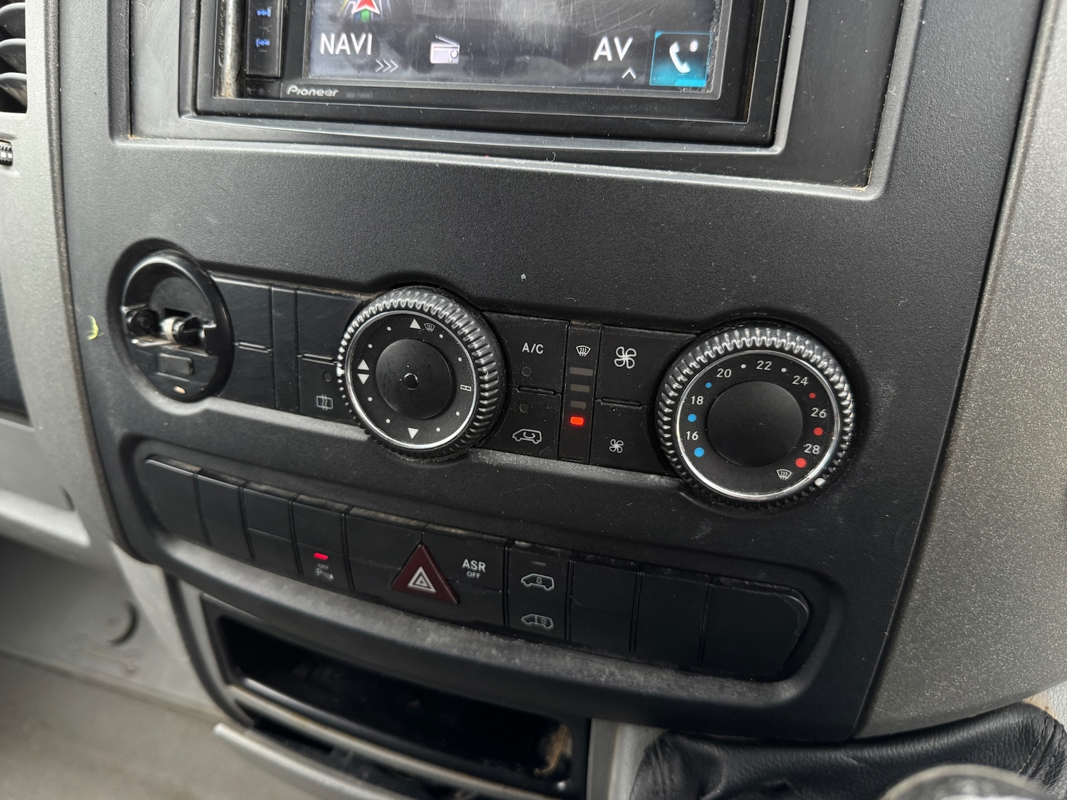 Used Mercedes-Benz Sprinter 2011 for sale - 77523071: Photo 13