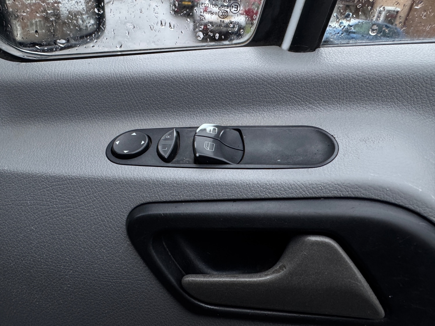 Used Mercedes-Benz Sprinter 2011 for sale - 77523071: Photo 15