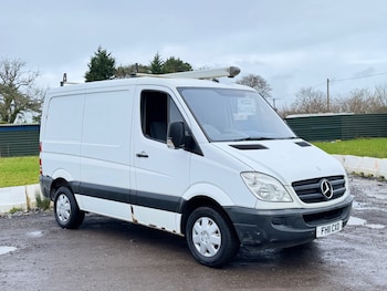 Mercedes-Benz Sprinter feature image