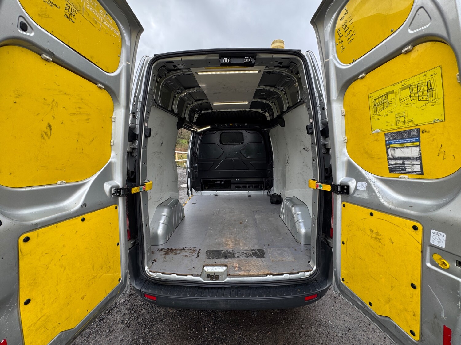 Used Ford Transit Custom 2015 for sale - 77707540: Photo 23