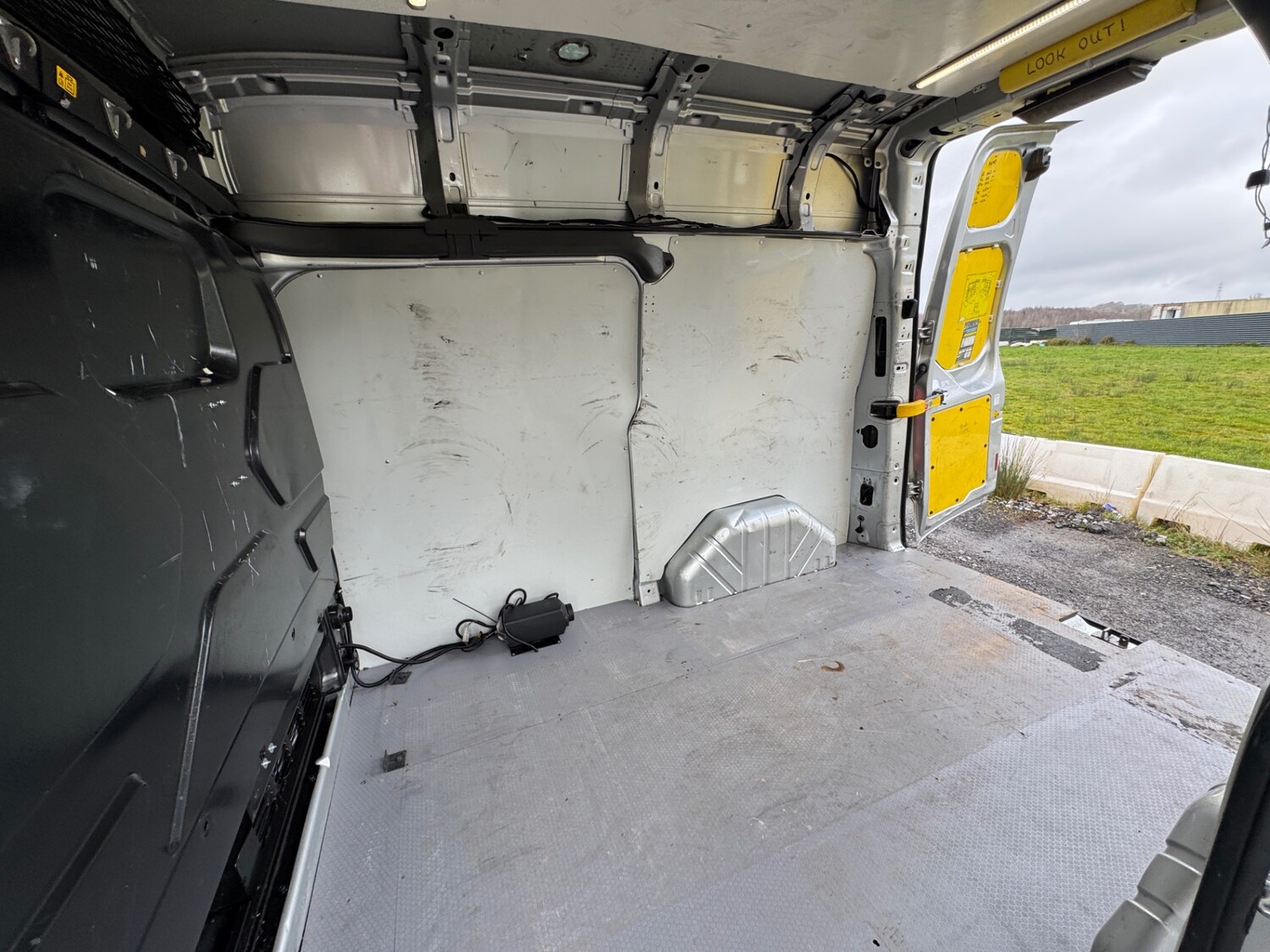 Used Ford Transit Custom 2015 for sale - 77707540: Photo 9