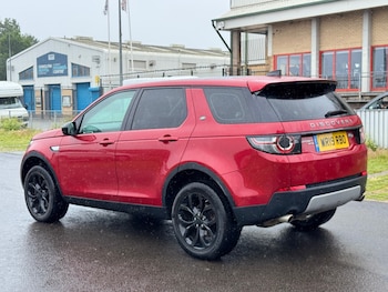 Used Land Rover Discovery Sport 2019 for sale - 78932710: Photo