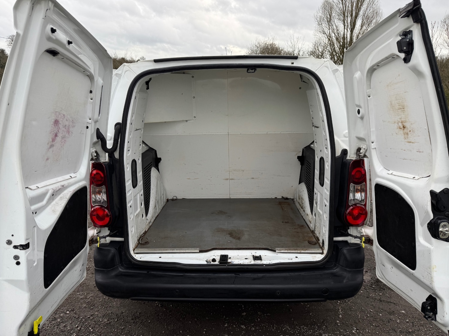 Used Peugeot Partner 2012 for sale - 78139343: Photo 7