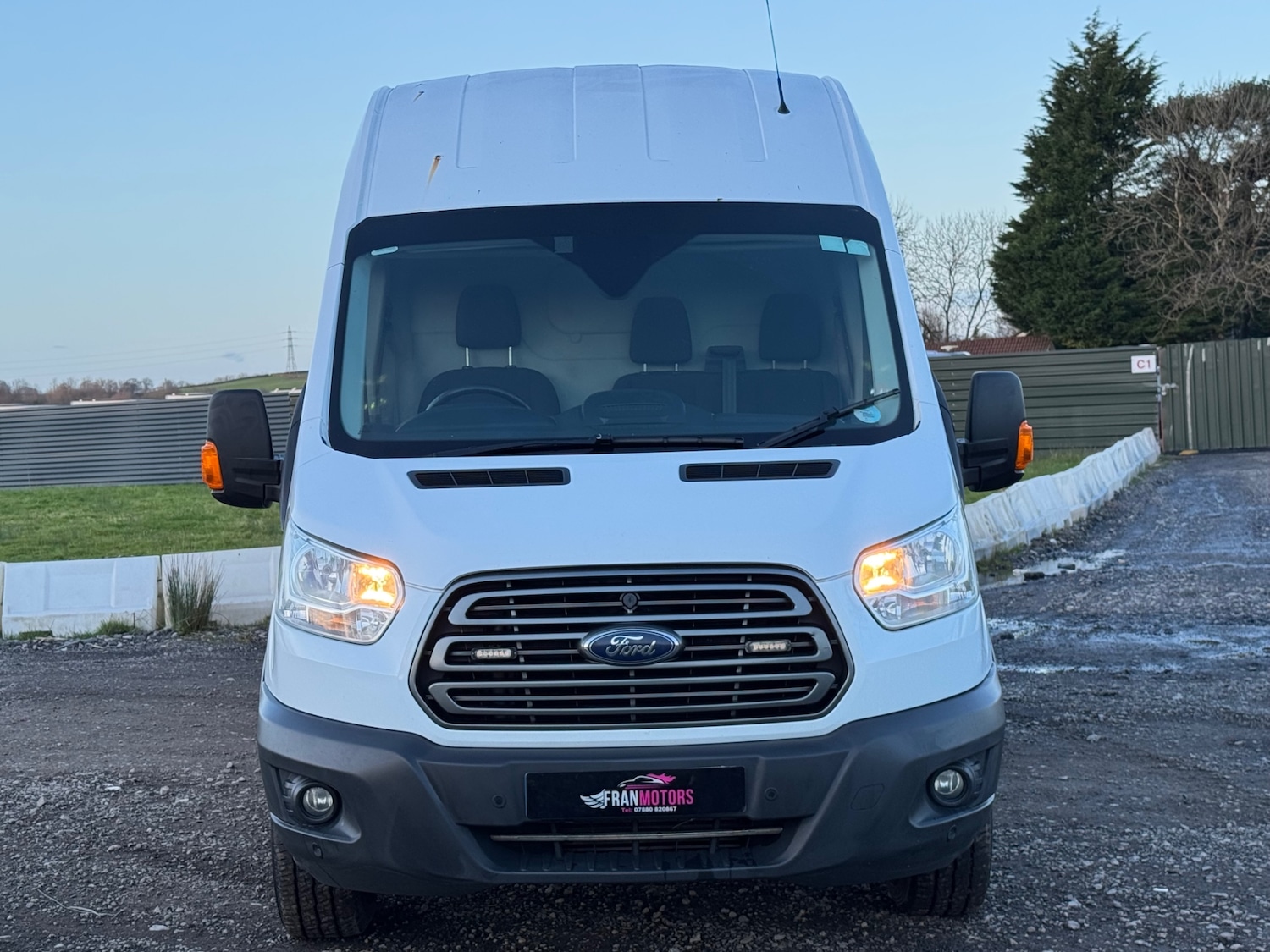 Used Ford Transit 2019 for sale - 77945685: Photo 2