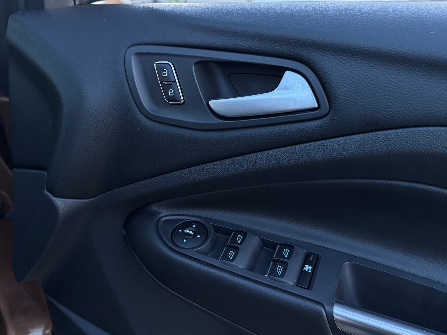 Used Ford Kuga 2013 for sale - 77945803: Photo 18