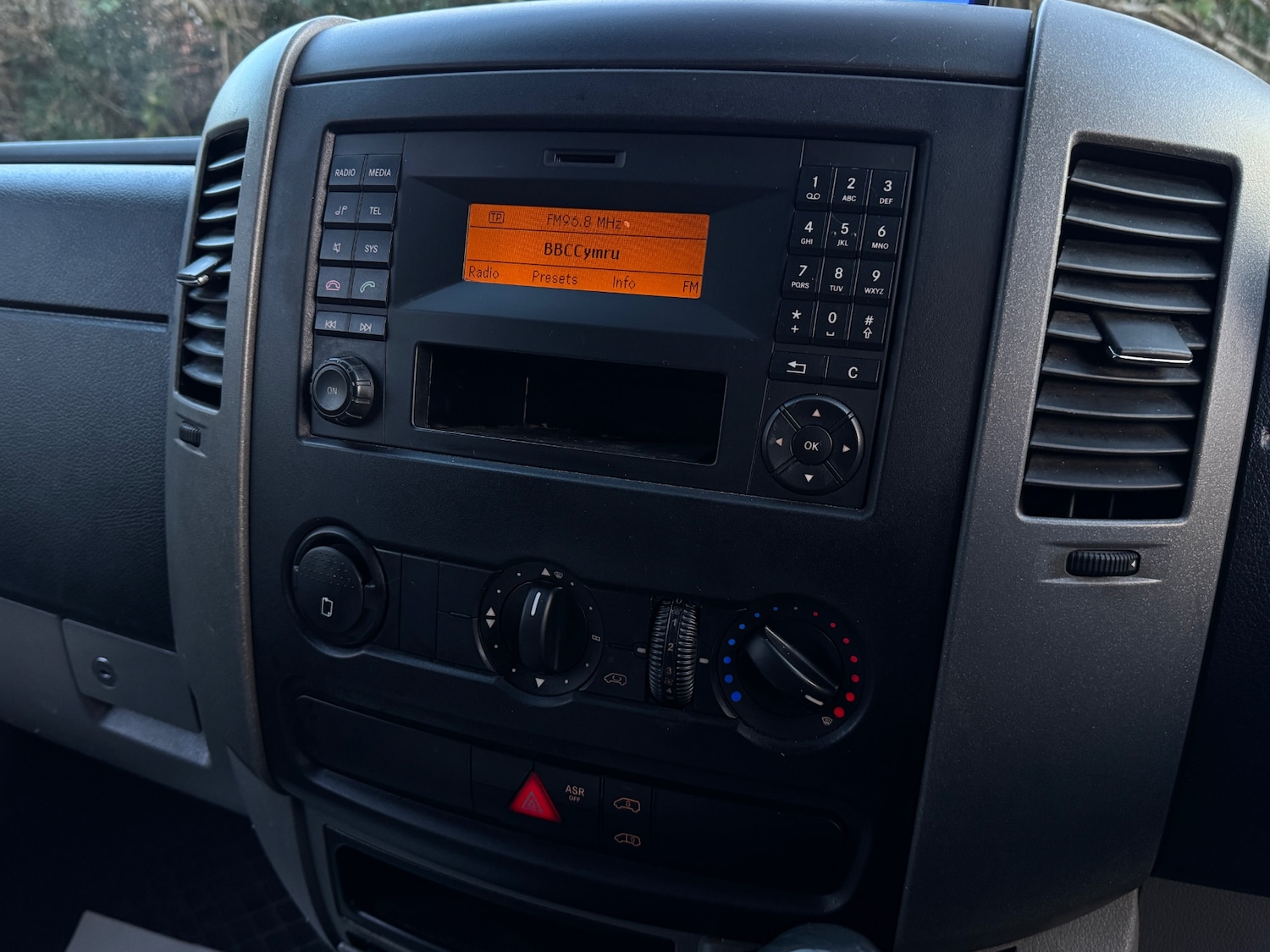 Used Mercedes-Benz Sprinter 2015 for sale - 77303840: Photo 18