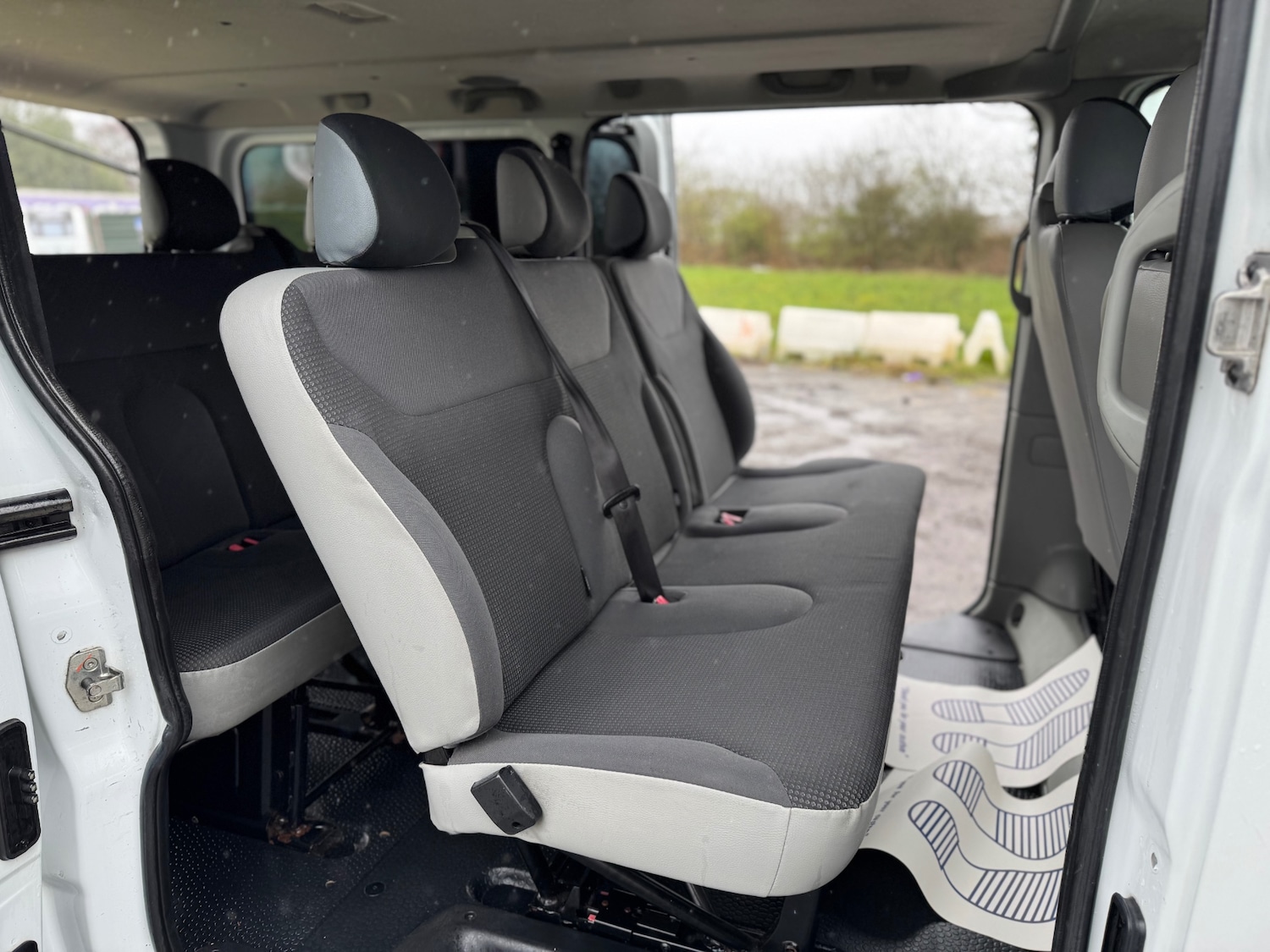 Used Vauxhall Vivaro 2014 for sale - 77898680: Photo 8