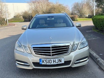 Used Mercedes-Benz E Class 2010 for sale - 77793312: Photo