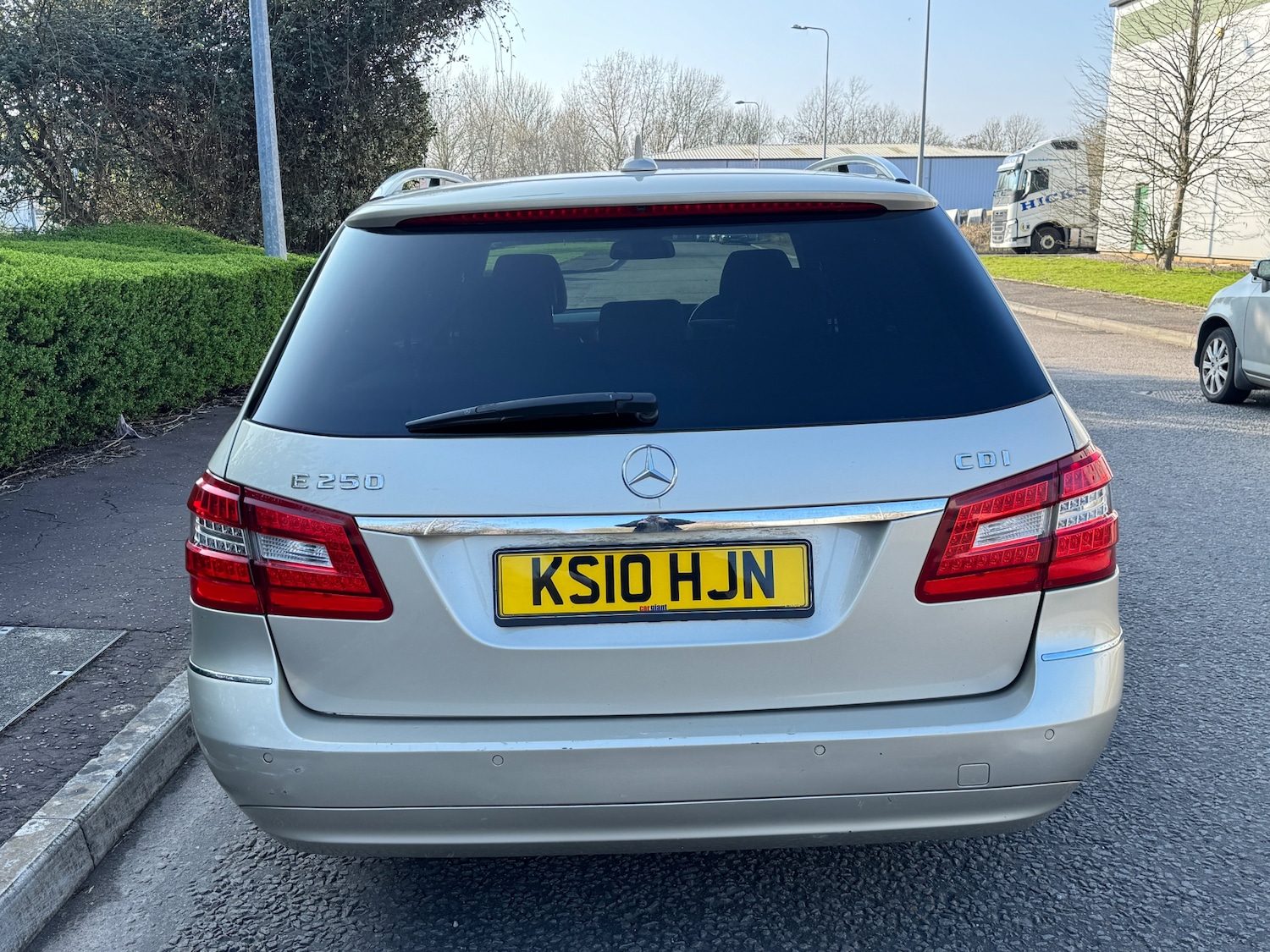 Used Mercedes-Benz E Class 2010 for sale - 77793312: Photo 5