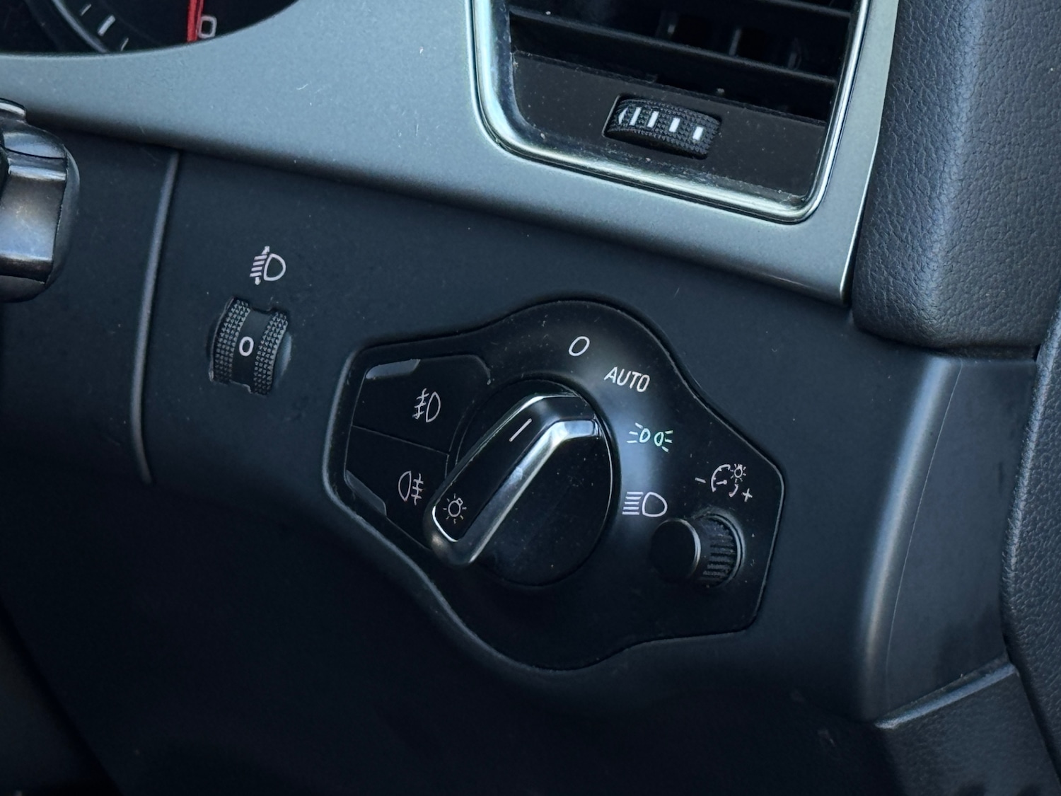 Used Audi A4 2008 for sale - 77235404: Photo 12