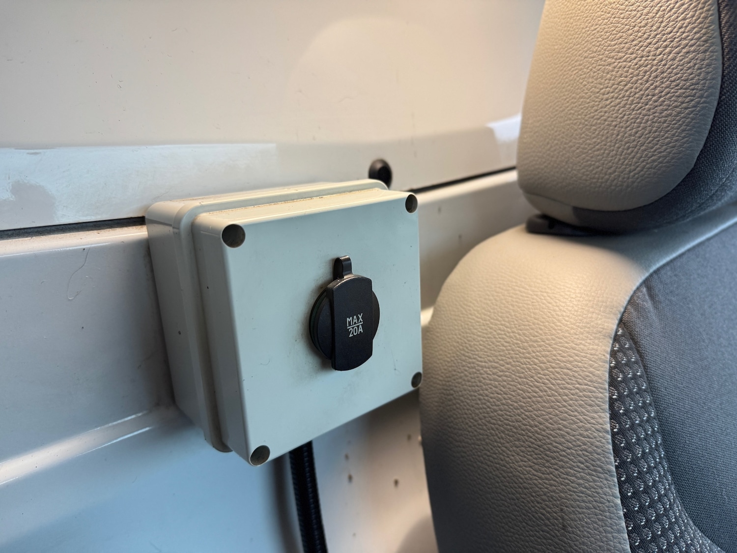 Used Vauxhall Vivaro 2013 for sale - 77892044: Photo 23