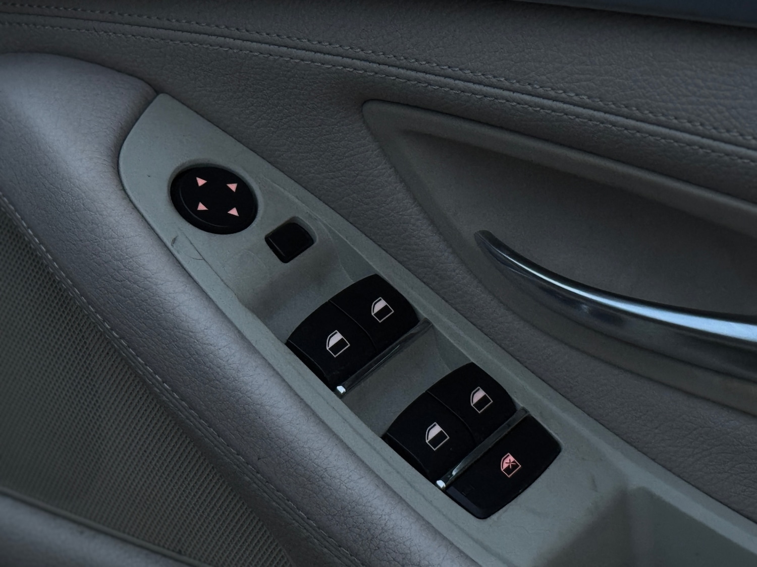 Used BMW 5 Series 2011 for sale - 76570657: Photo 24