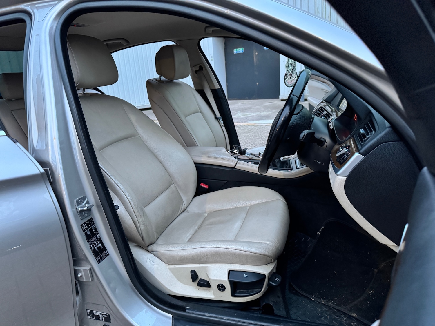 Used BMW 5 Series 2011 for sale - 76570657: Photo 6