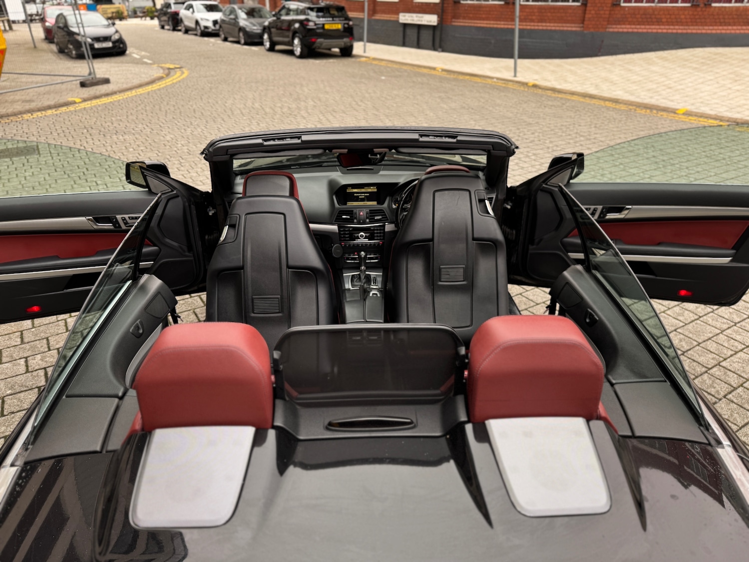 Used Mercedes-Benz E Class 2010 for sale - 77793301: Photo 39