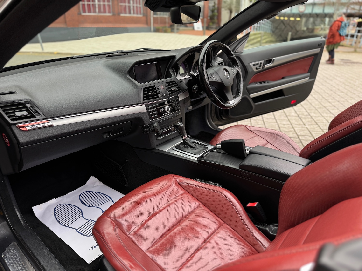 Used Mercedes-Benz E Class 2010 for sale - 77793301: Photo 40