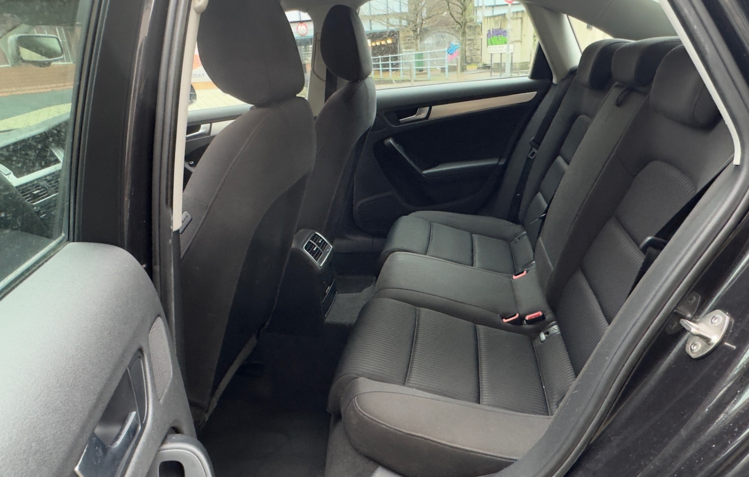 Used Audi A4 2009 for sale - 76826297: Photo 7