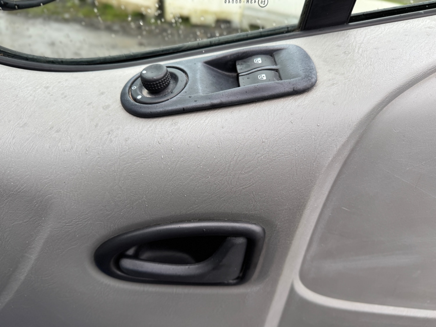 Used Vauxhall Vivaro 2014 for sale - 77892045: Photo 12