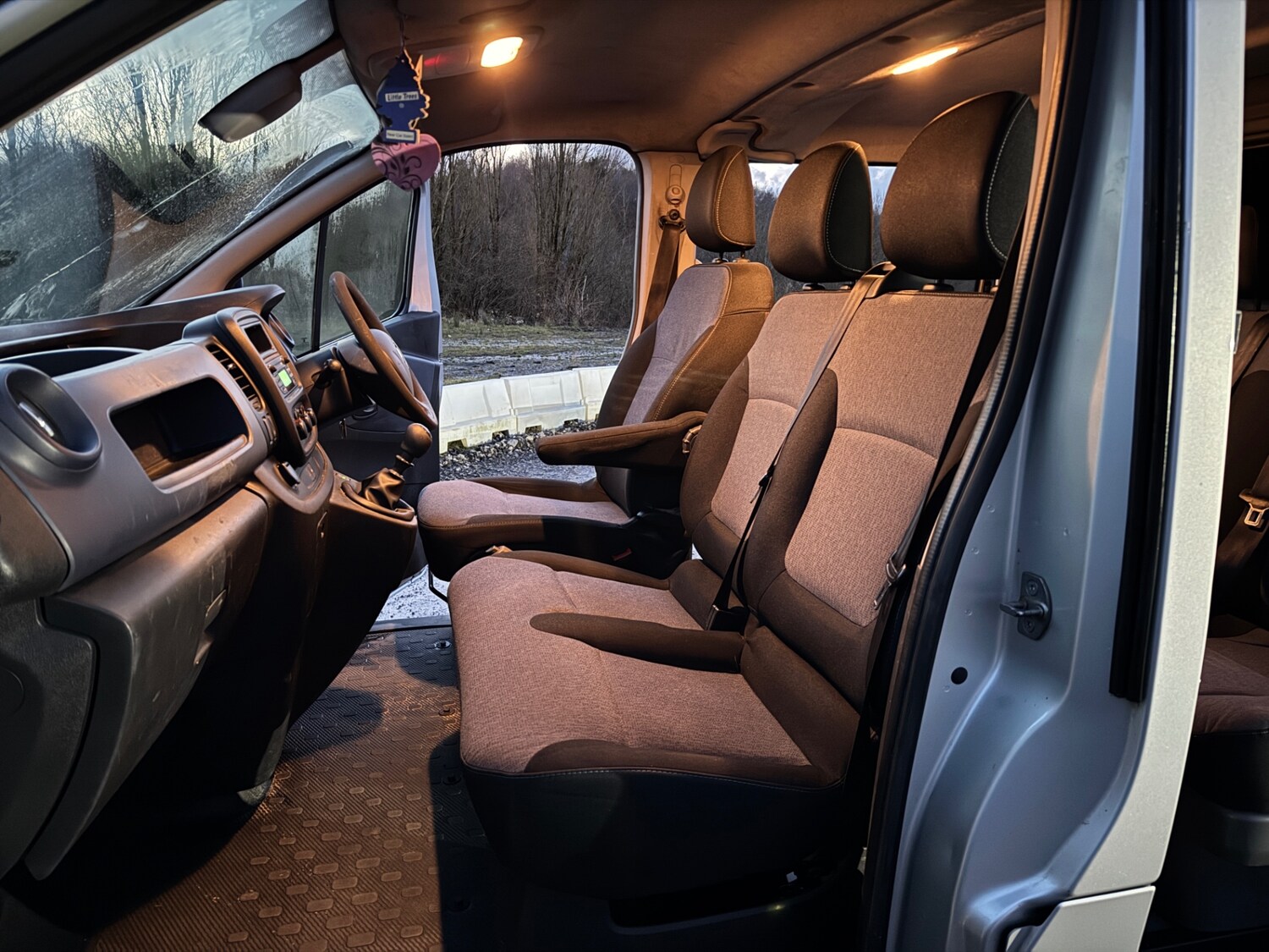 Used Vauxhall Vivaro 2014 for sale - 77409945: Photo 9