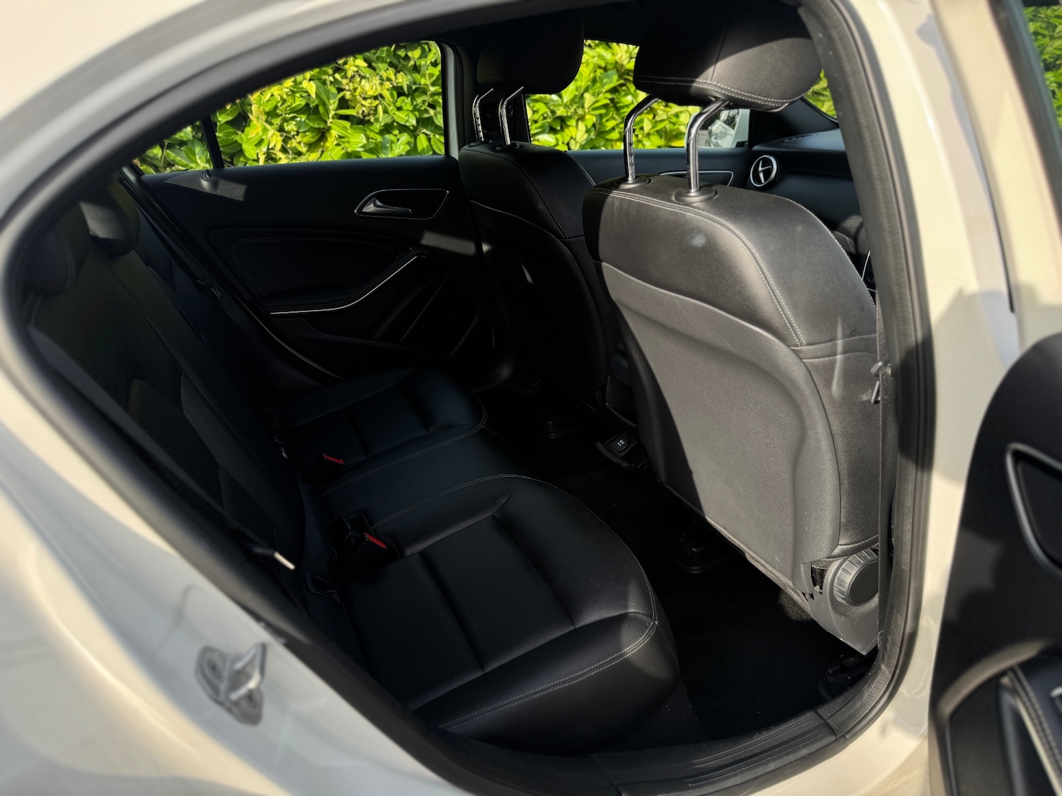 Used Mercedes-Benz A-Class 2015 for sale - 76570807: Photo 5