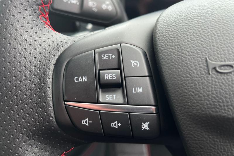 Used Ford Focus 2025 for sale - 76819218: Photo 26