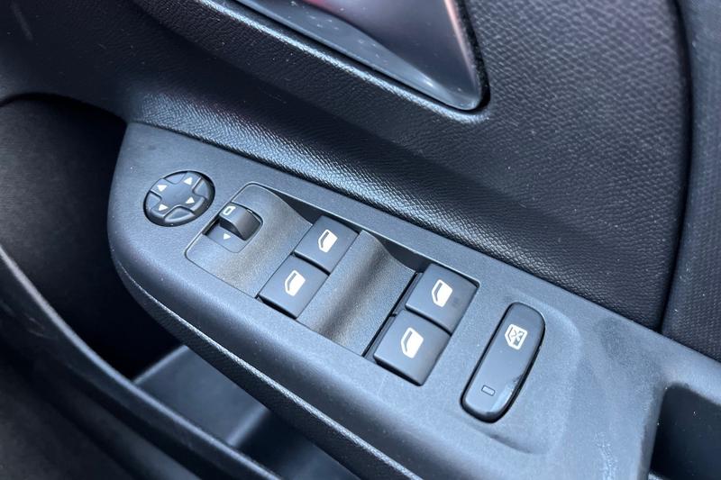 Used Vauxhall Corsa 2023 for sale - 76782313: Photo 16