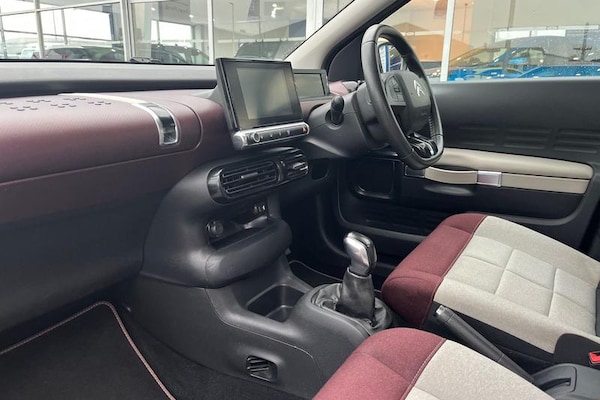 Used Citroen C4 Cactus 2018 for sale - 76266070: Photo 18