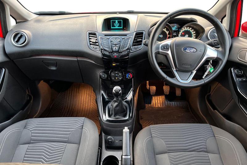 Used Ford Fiesta 2015 for sale - 76953799: Photo 10