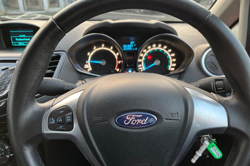 Used Ford Fiesta 2015 for sale - 76953799: Photo 12