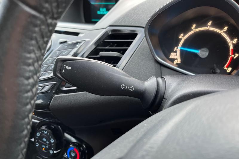 Used Ford Fiesta 2015 for sale - 76953799: Photo 14