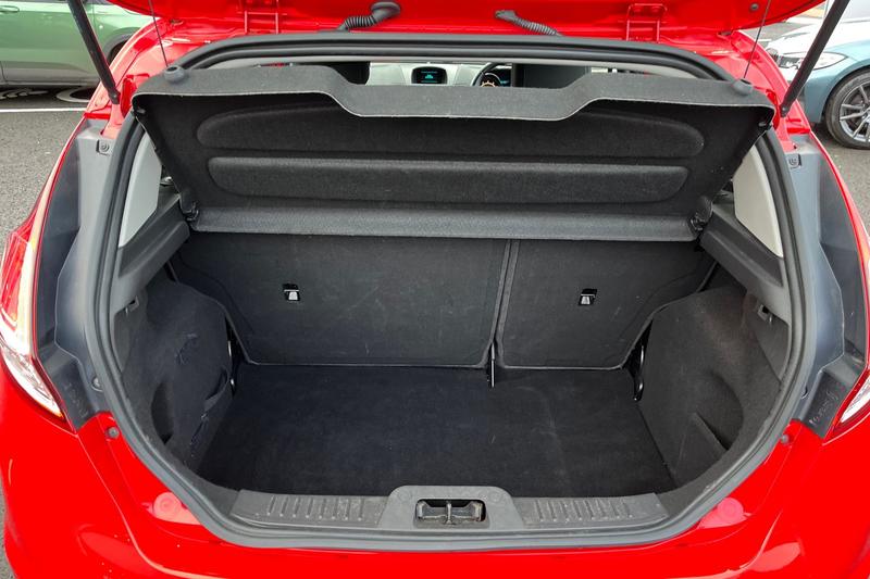 Used Ford Fiesta 2015 for sale - 76953799: Photo 21