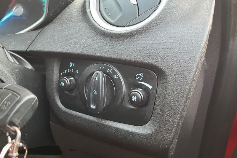 Used Ford Fiesta 2015 for sale - 76953799: Photo 30